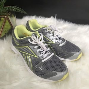 👟 NWOT Women’s Reebok Sneakers